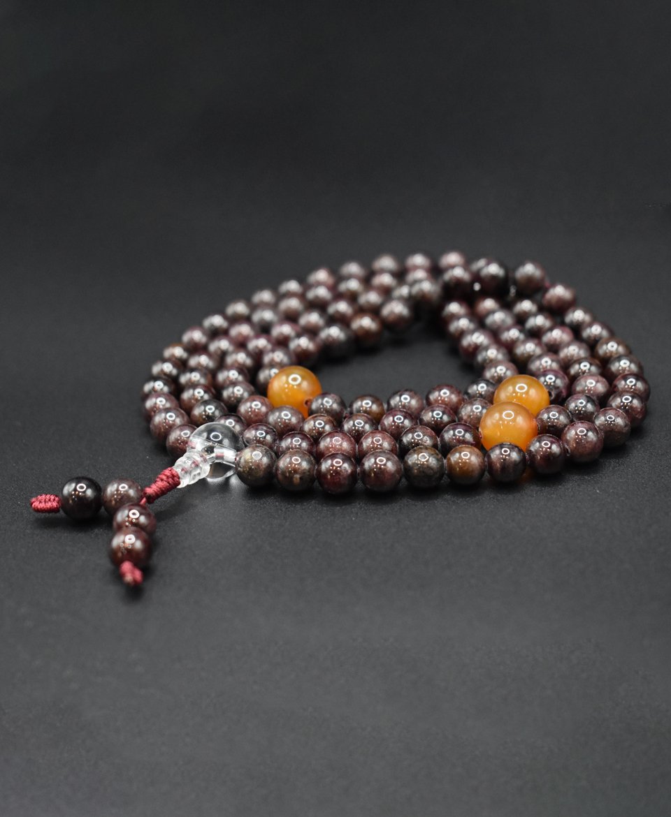 Болор толгойтой бор хуван эрхи