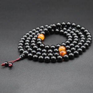 Мана бөөртэй чулуужсан ясан эрхи