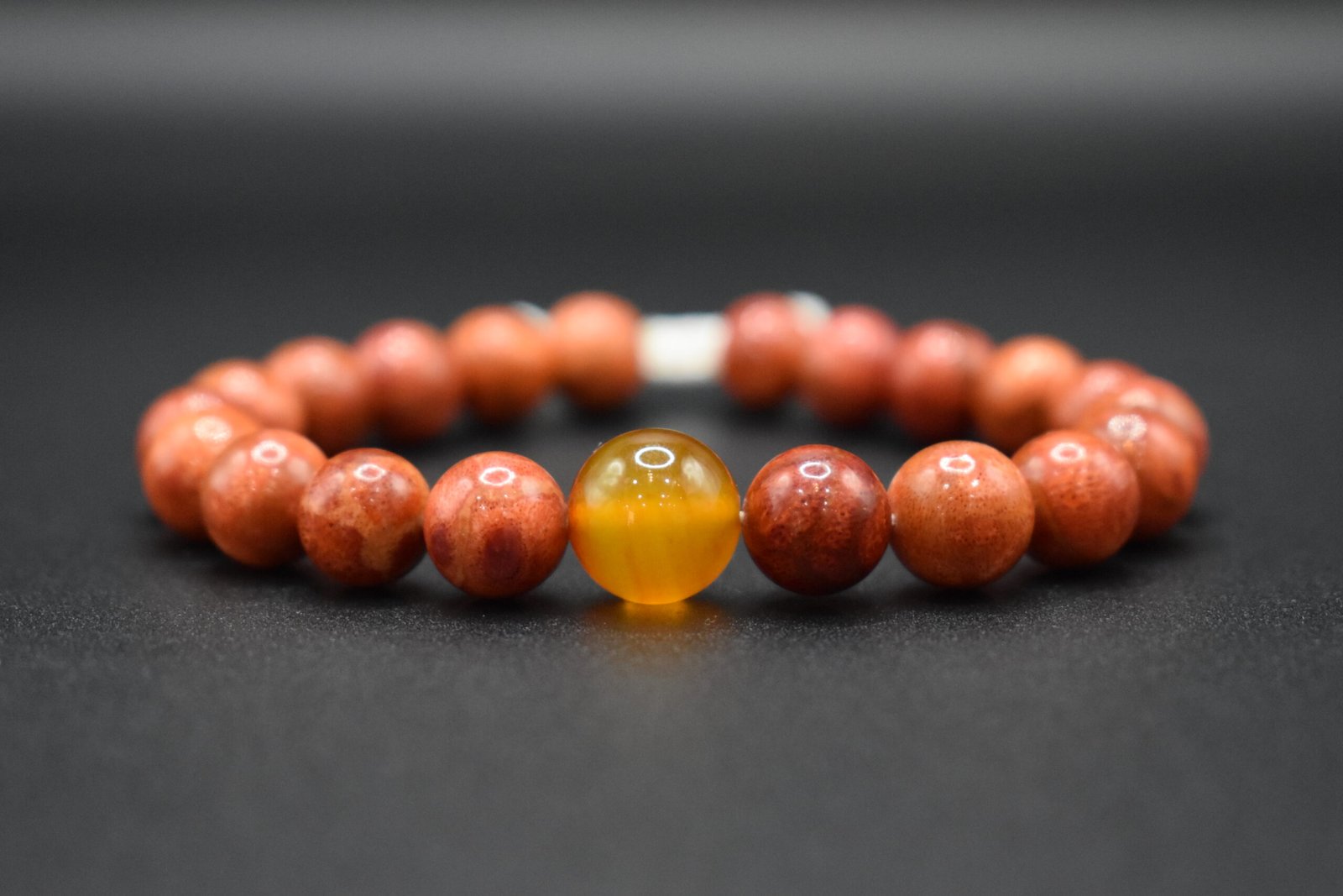 Мана толгойтой Африк шүрэн гарын эрхи - Image 4