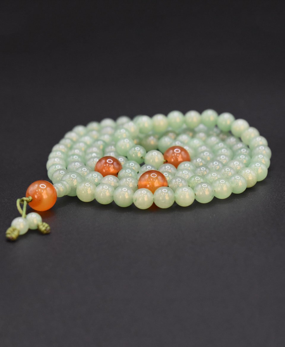 Мана бөөртэй пийсүү чулуун эрхи